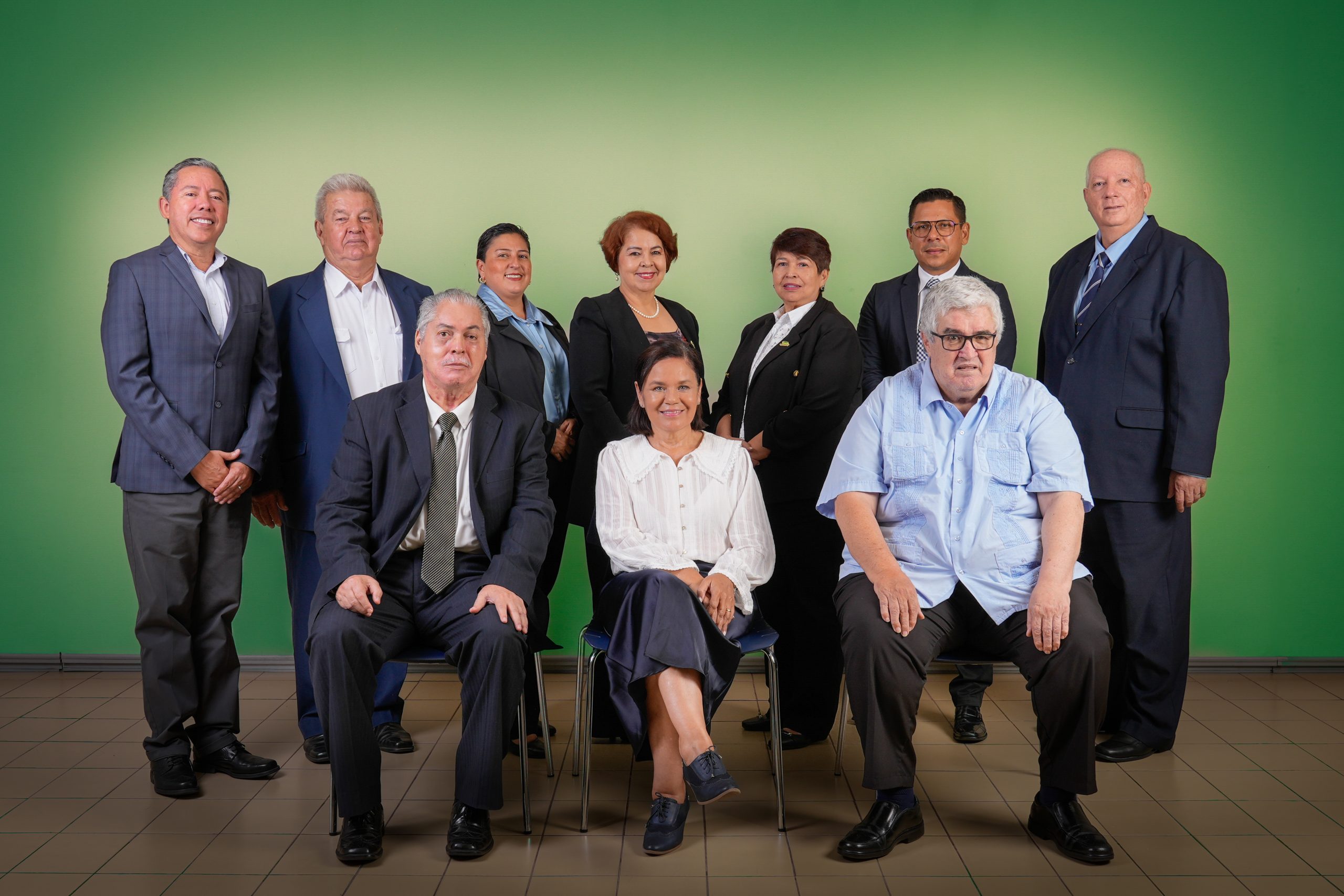 Miembros de Junta Directiva